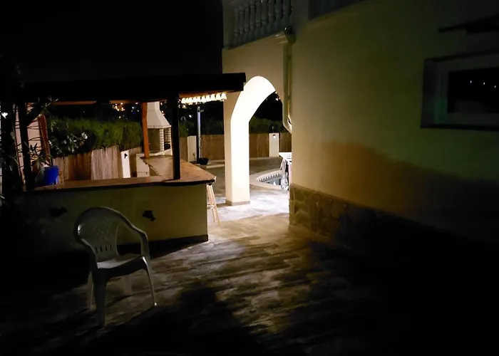 La Del Paraiso アパート